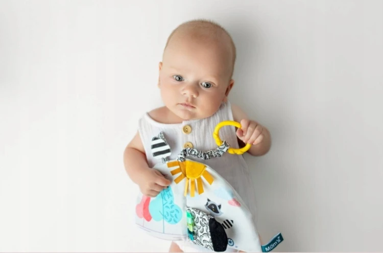 Szop Pedro Książeczka sensoryczna Mom's care